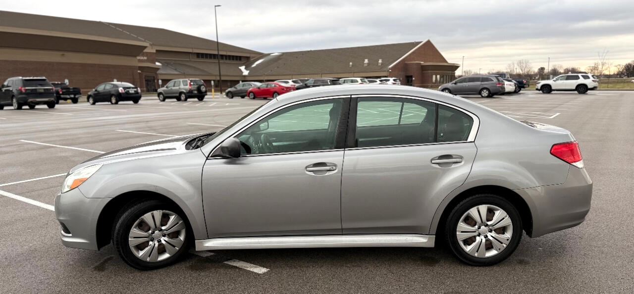 Subaru Legacy 4dr Sdn H4 Auto 2.5i 2010