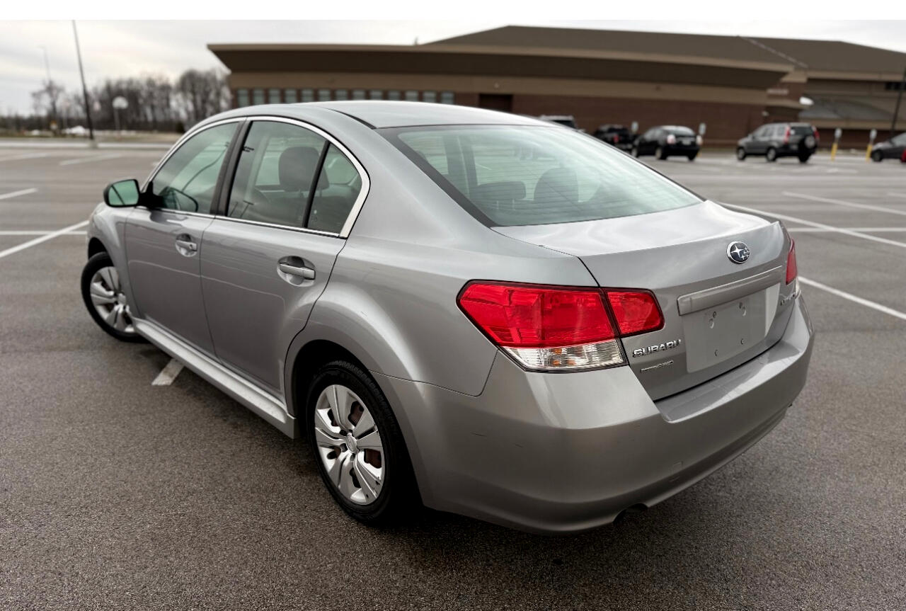 Subaru Legacy 4dr Sdn H4 Auto 2.5i 2010