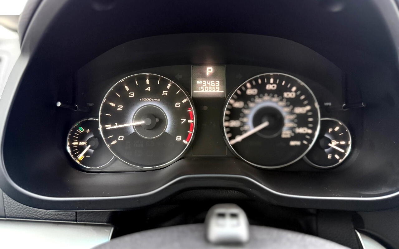 Subaru Legacy 4dr Sdn H4 Auto 2.5i 2010