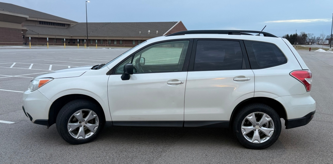 Subaru Forester 4dr CVT 2.5i PZEV 2015