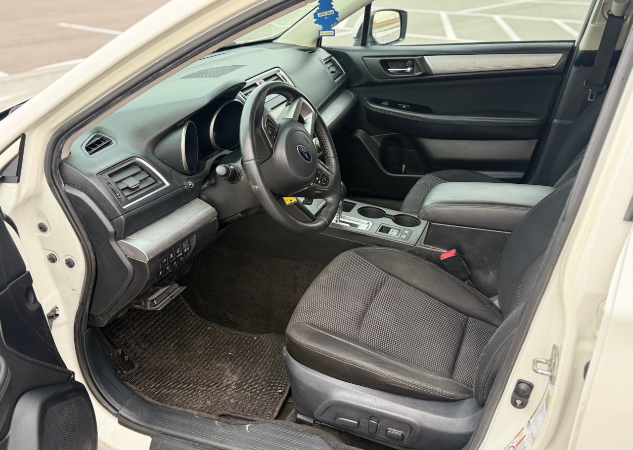 Subaru Outback 4dr Wgn 2.5i Premium 2015