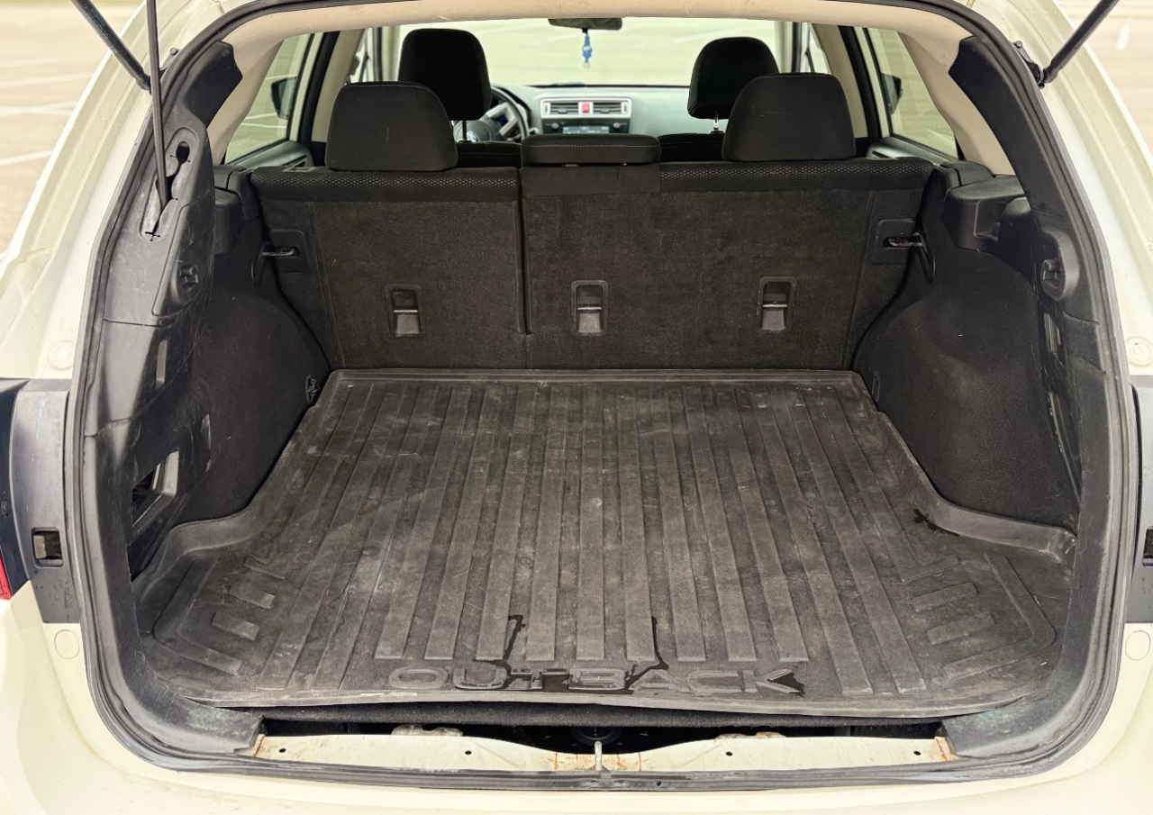 Subaru Outback 4dr Wgn 2.5i Premium 2015