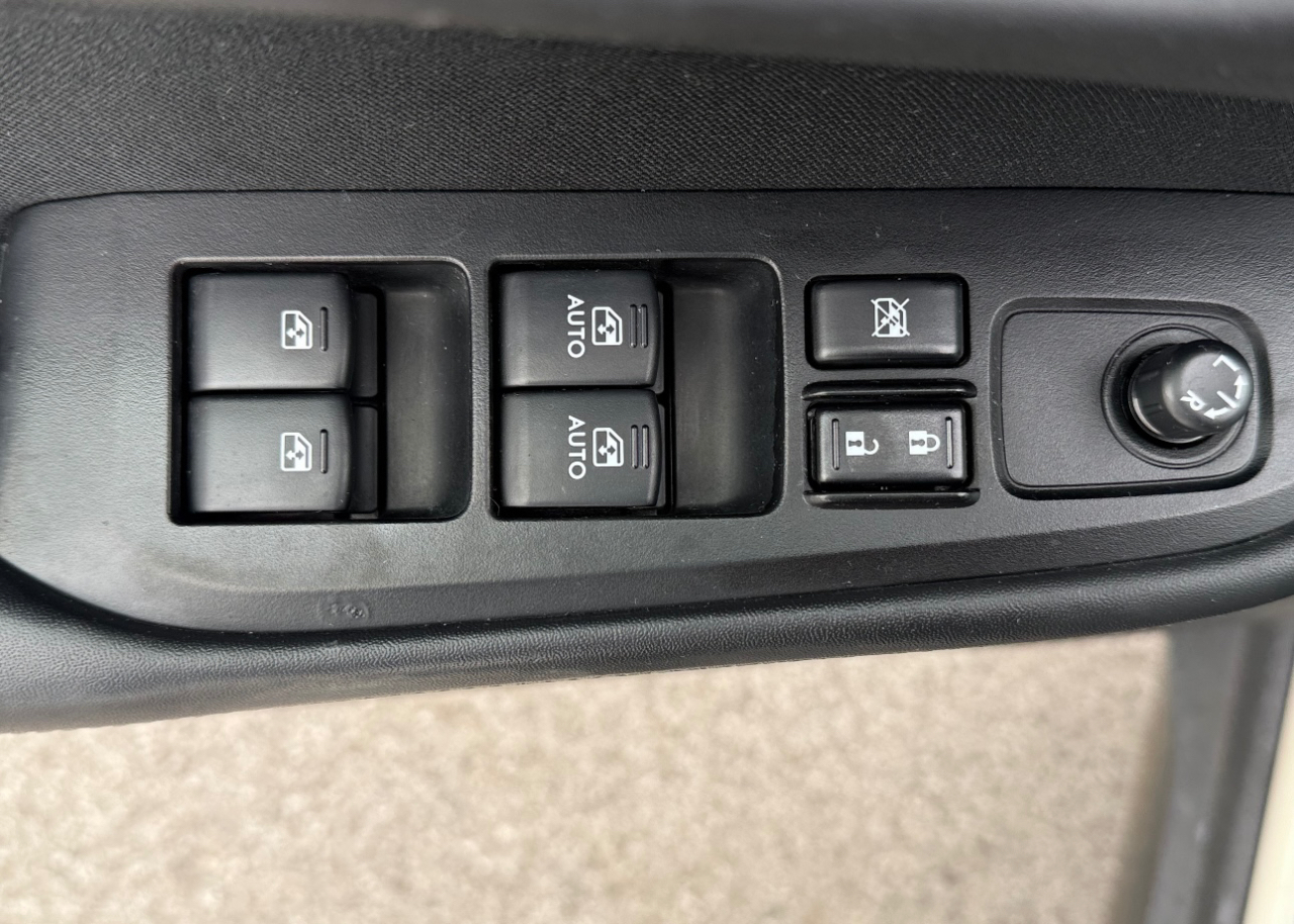 Subaru Outback 4dr Wgn 2.5i Premium 2015