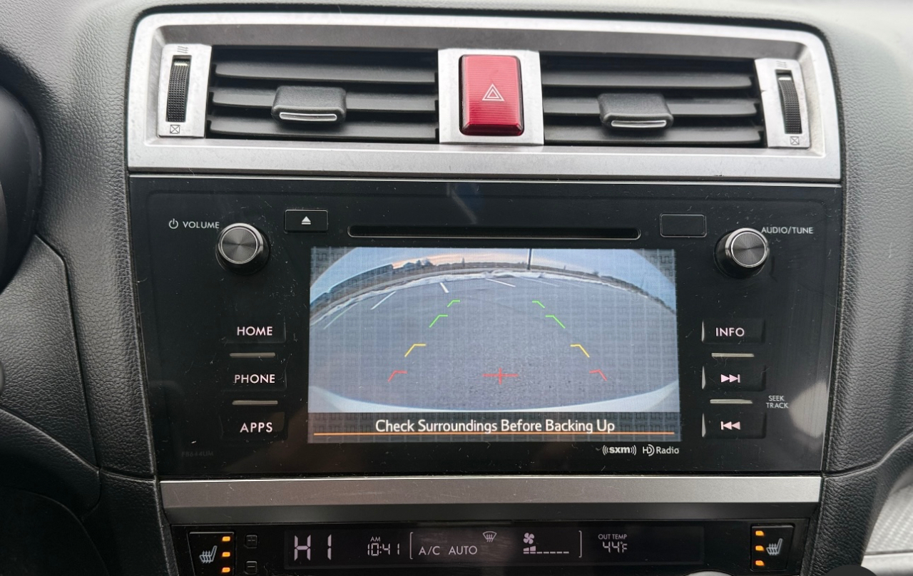 Subaru Outback 4dr Wgn 2.5i Premium 2015