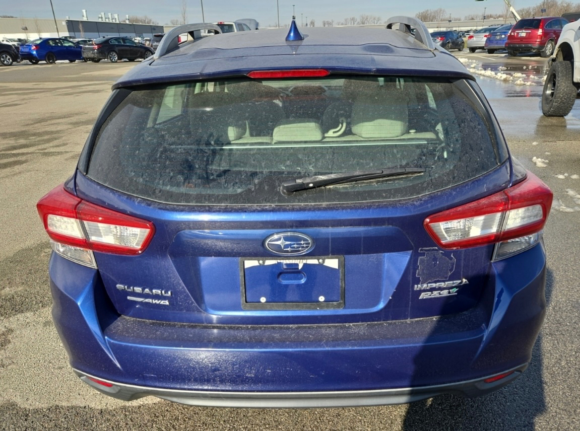 Subaru Impreza 2.0i Premium 5-door CVT 2017