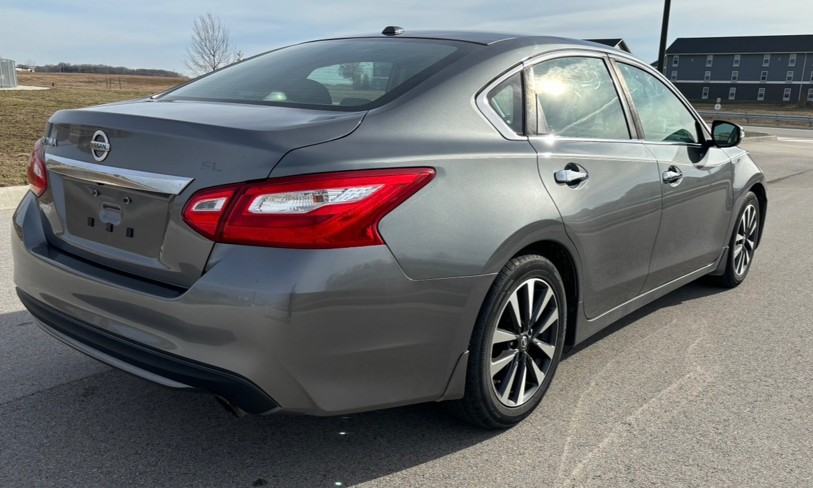 Nissan Altima 4dr Sdn I4 2.5 SL 2016