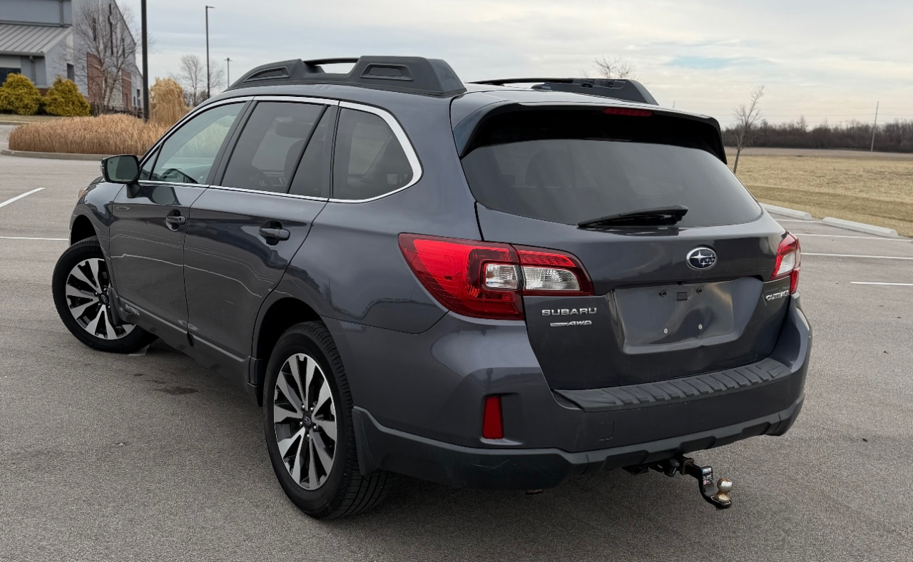 Subaru Outback 4dr Wgn 2.5i Limited 2015