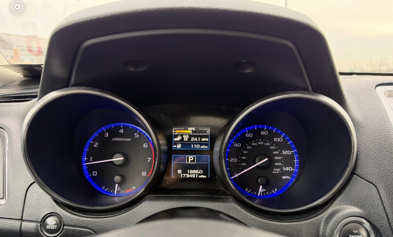 Subaru Outback 4dr Wgn 2.5i Limited 2015