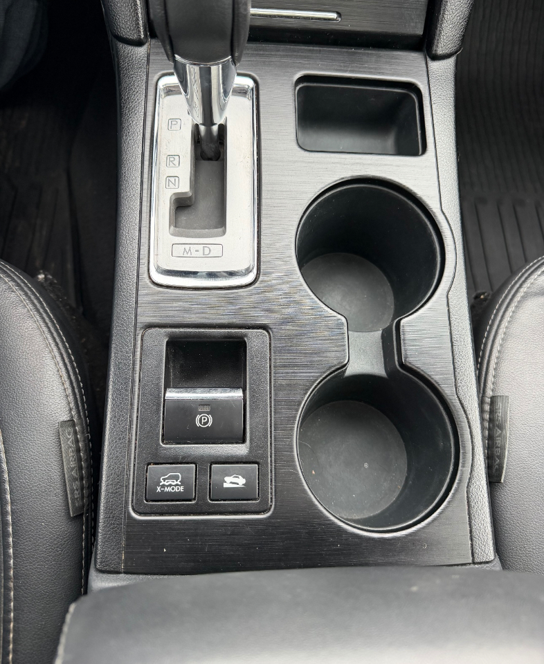 Subaru Outback 4dr Wgn 2.5i Limited 2015