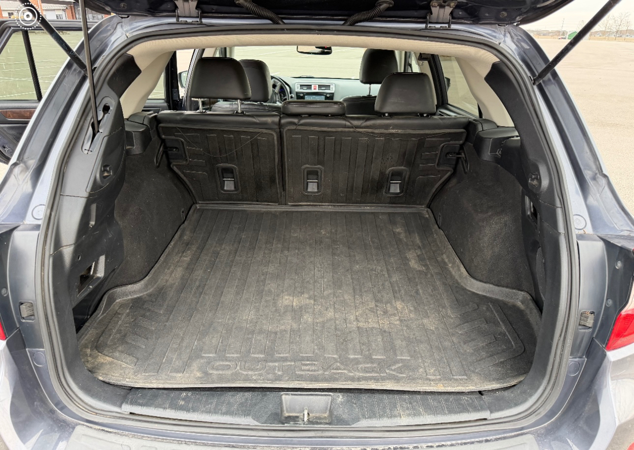 Subaru Outback 4dr Wgn 2.5i Limited 2015