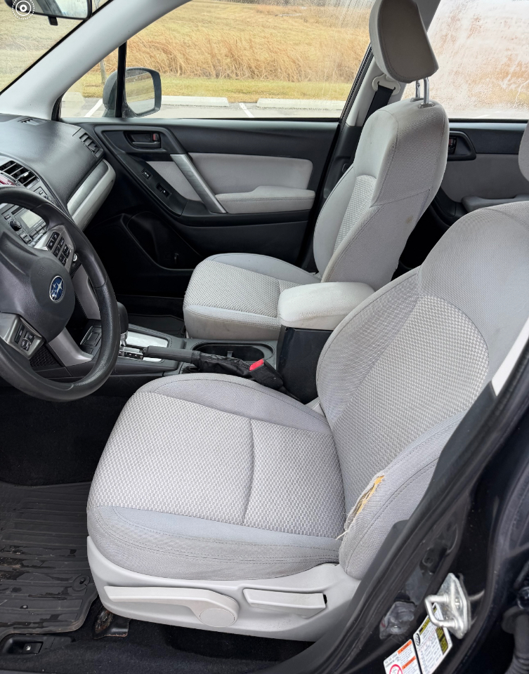 Subaru Forester 4dr Auto 2.5i PZEV 2014