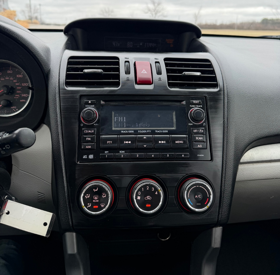 Subaru Forester 4dr Auto 2.5i PZEV 2014