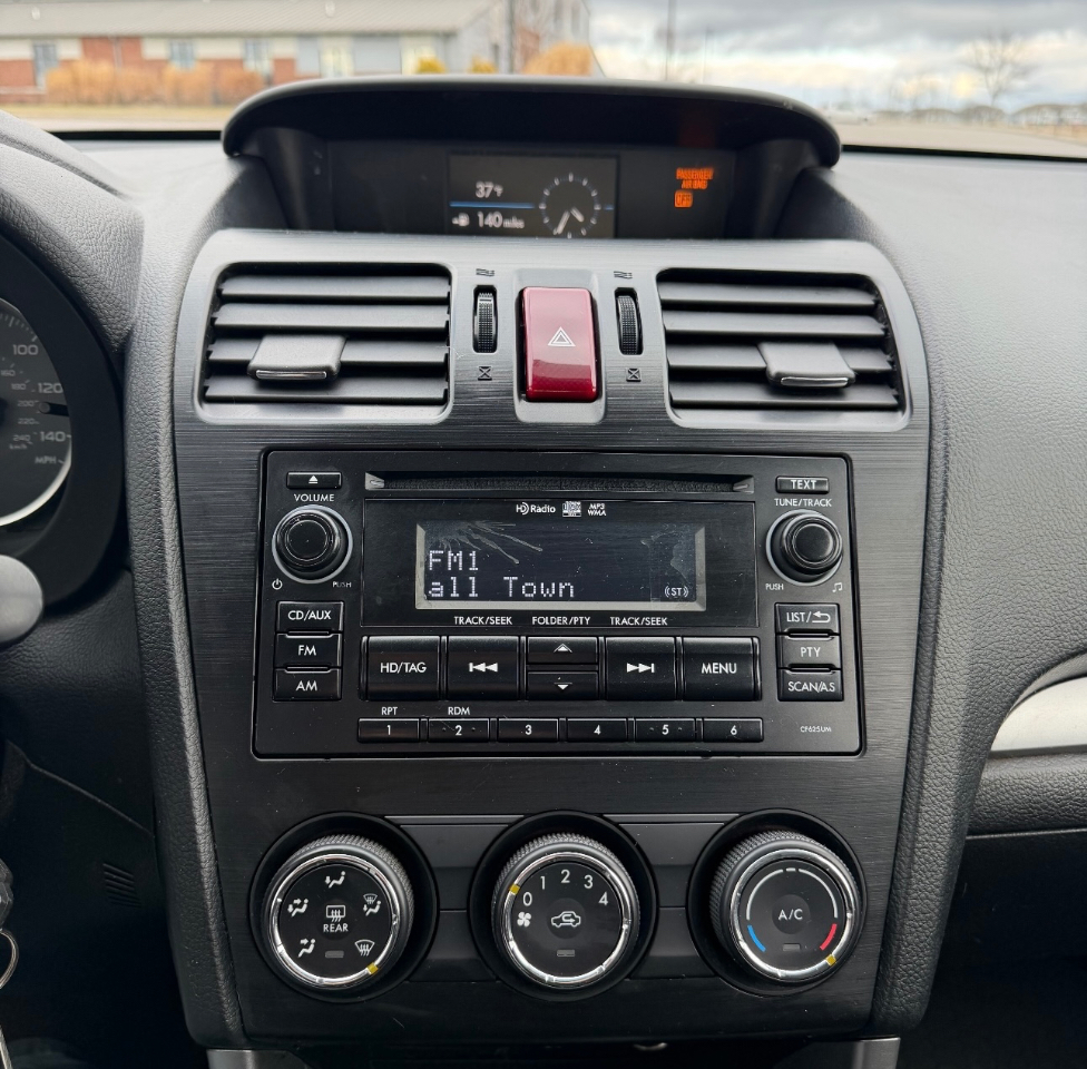 Subaru Forester 4dr CVT 2.5i Premium PZEV 2015