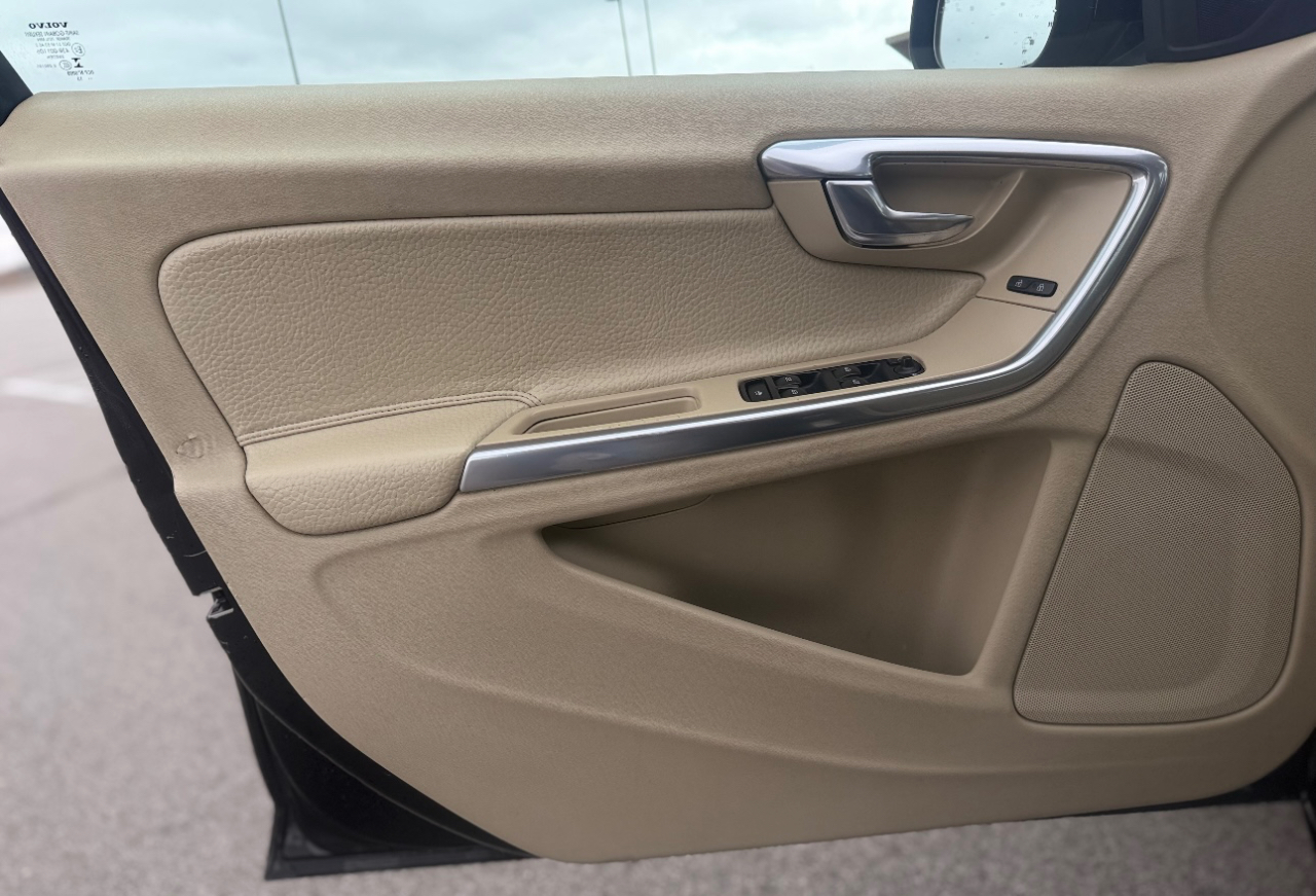 Volvo S60 4dr Sdn T5 FWD 2014