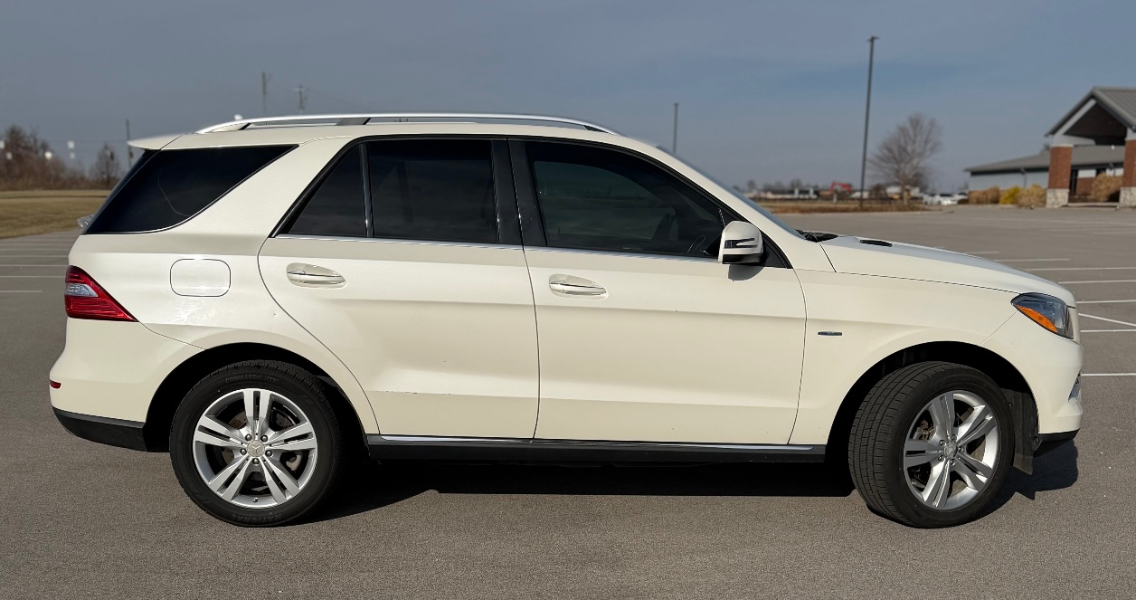 Mercedes-Benz M-Class 4MATIC 4dr ML 350 BlueTEC 2012