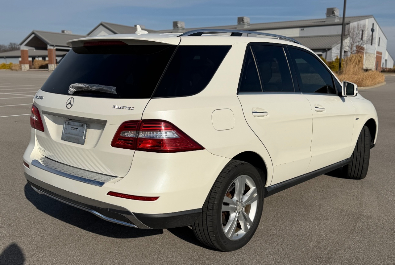 Mercedes-Benz M-Class 4MATIC 4dr ML 350 BlueTEC 2012