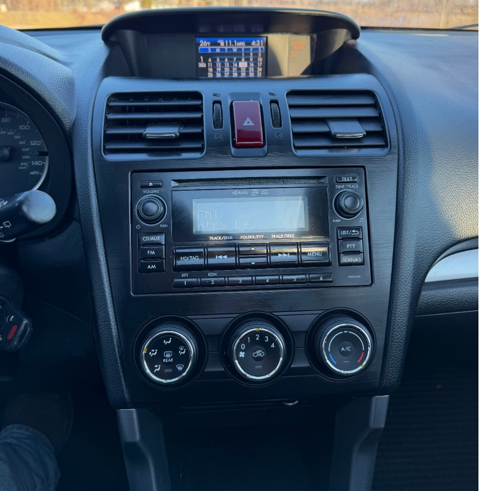 Subaru Forester 4dr CVT 2.5i Premium PZEV 2015