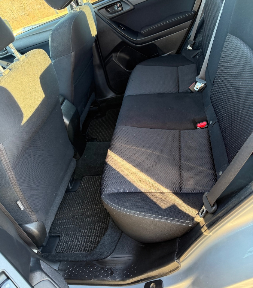 Subaru Forester 4dr CVT 2.5i Premium PZEV 2015