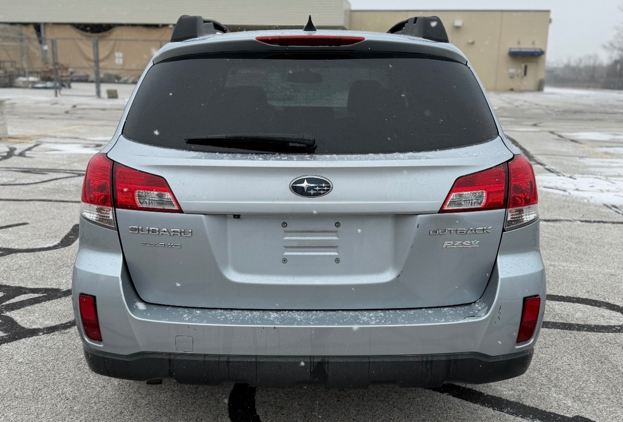 Subaru Outback 4dr Wgn H4 Auto 2.5i Limited 2014