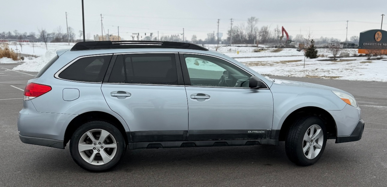 Subaru Outback 4dr Wgn H4 Auto 2.5i Premium 2013