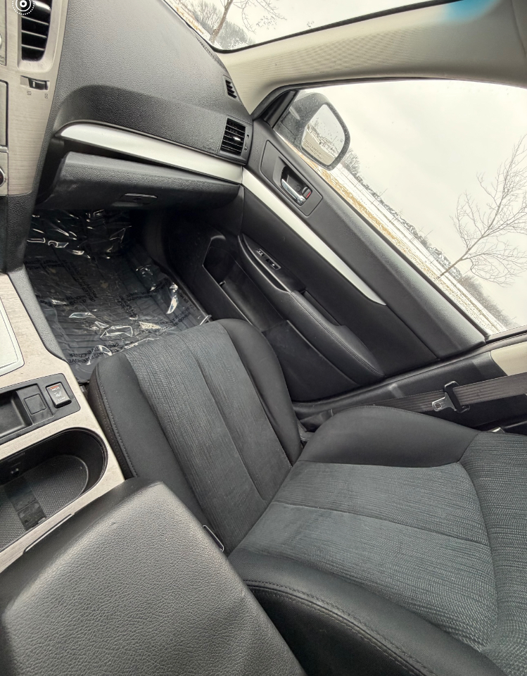 Subaru Outback 4dr Wgn H4 Auto 2.5i Premium 2013