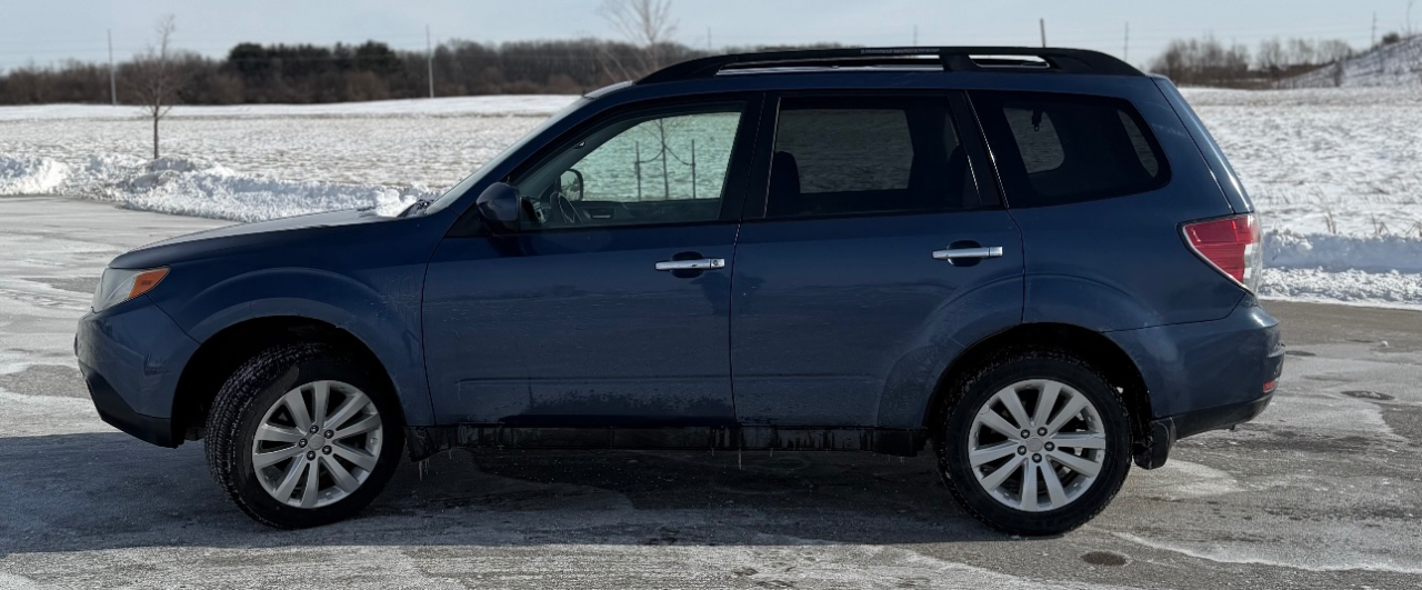 Subaru Forester 4dr Auto 2.5X Premium w/All-Weather Pkg 2011