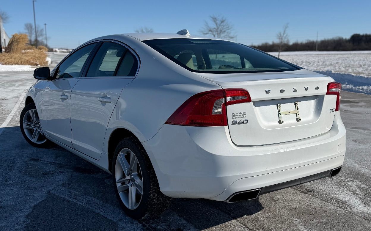 Volvo S60 4dr Sdn T5 Drive-E Premier Plus FWD 2014