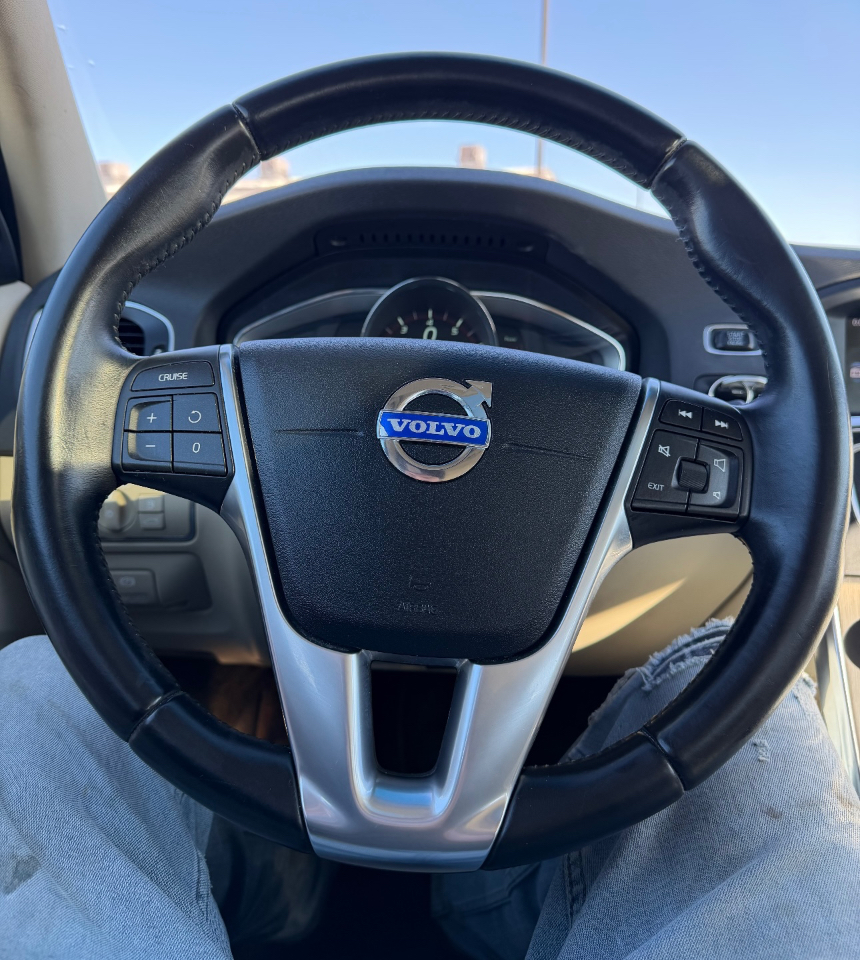 Volvo S60 4dr Sdn T5 Drive-E Premier Plus FWD 2014