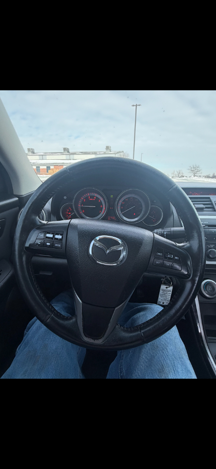 Mazda MAZDA6 4dr Sdn Auto i Touring Plus 2011