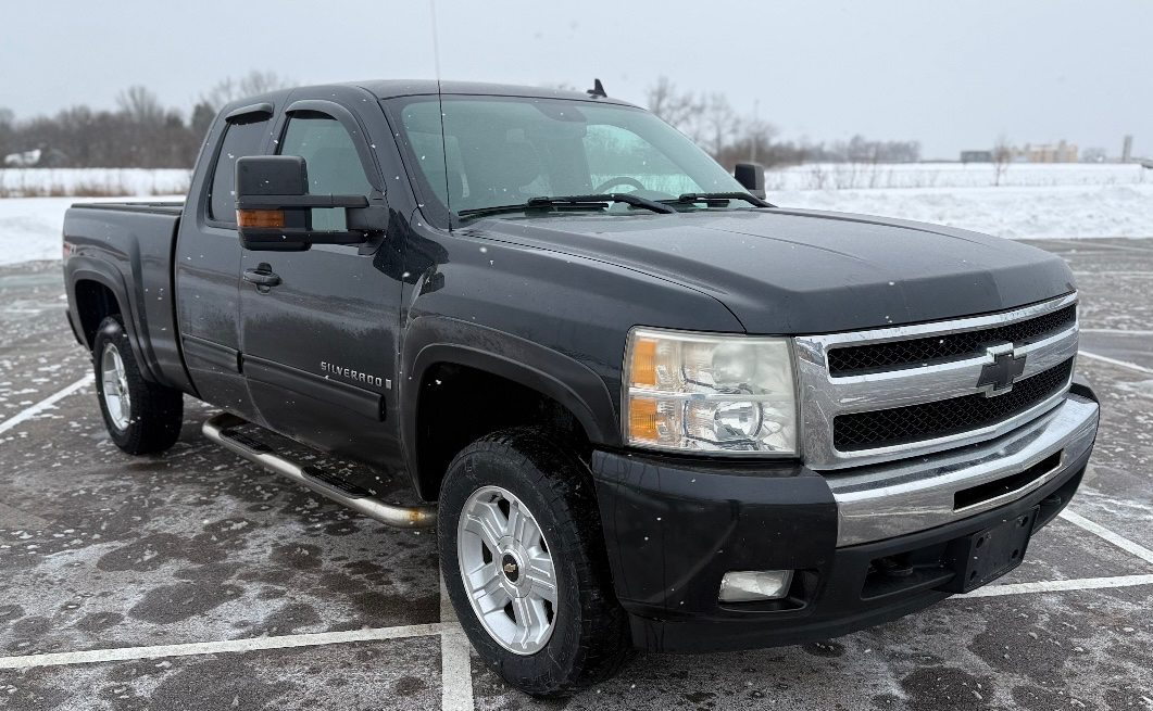 Chevrolet Silverado 1500 4WD Ext Cab 143.5" LTZ 2009