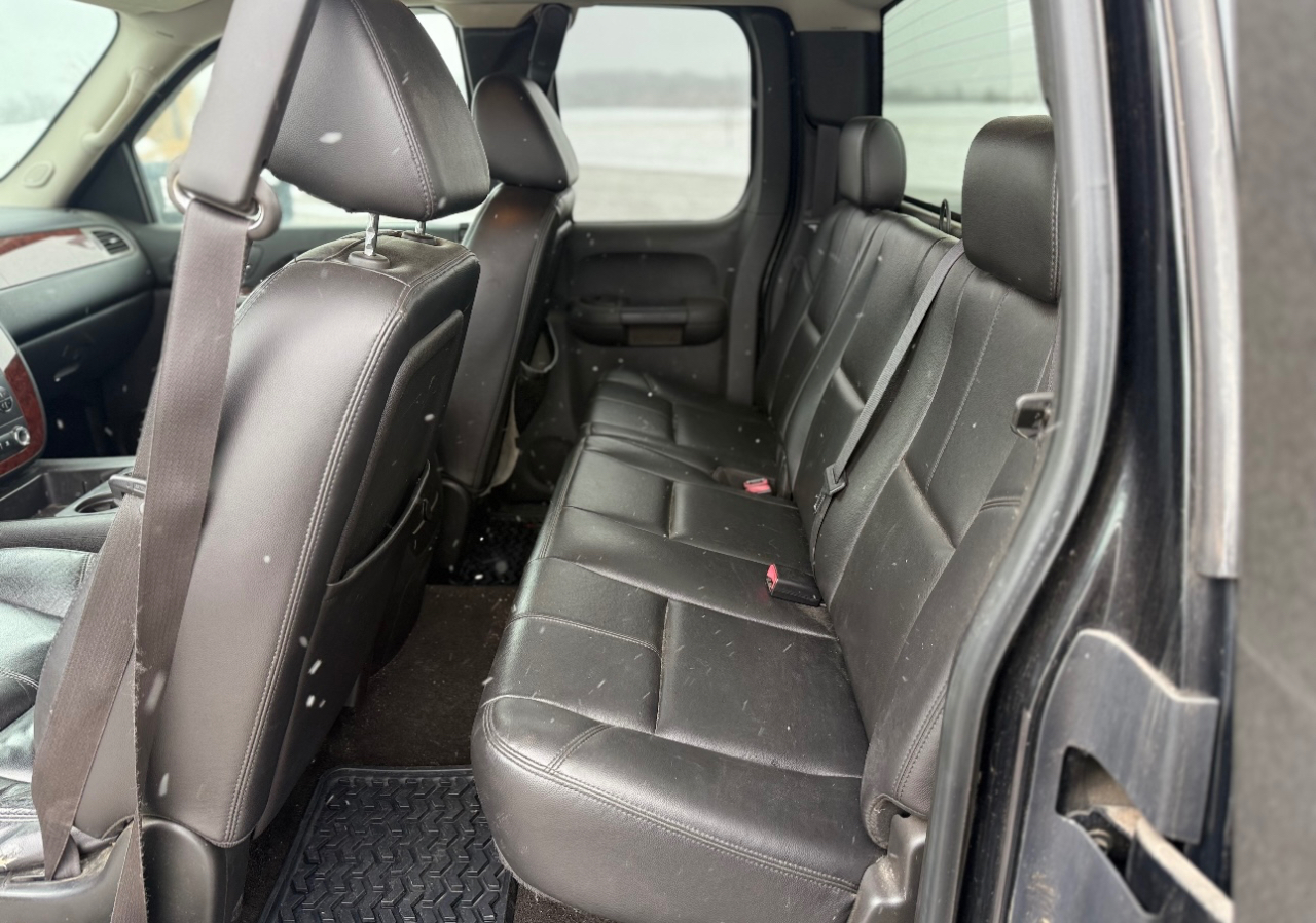 Chevrolet Silverado 1500 4WD Ext Cab 143.5" LTZ 2009