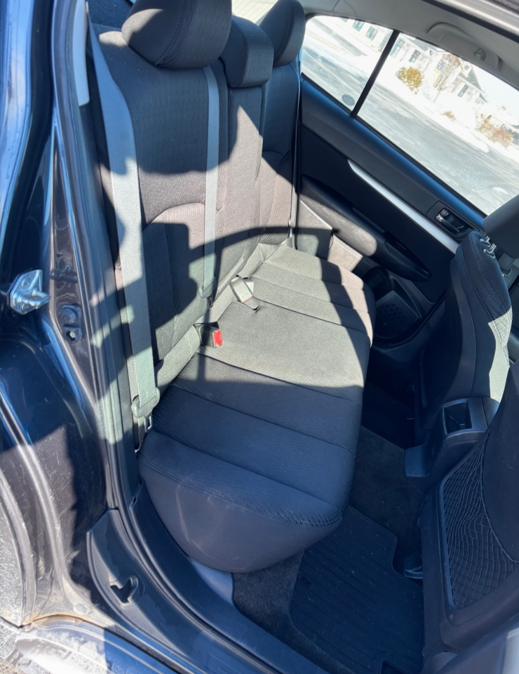 Subaru Legacy 4dr Sdn H4 Man 2.5i Prem AWP/Pwr Moon 2011