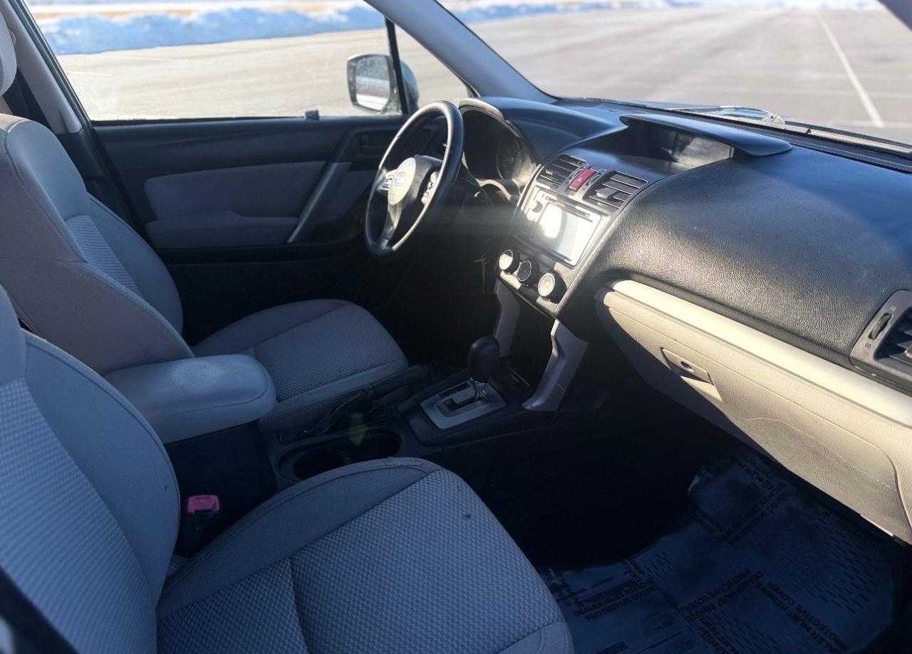 Subaru Forester 4dr CVT 2.5i Premium PZEV 2015