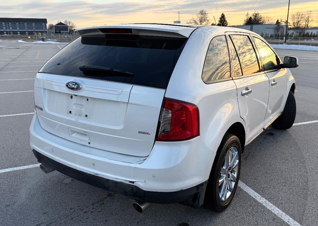 Ford Edge 4dr SEL FWD 2011