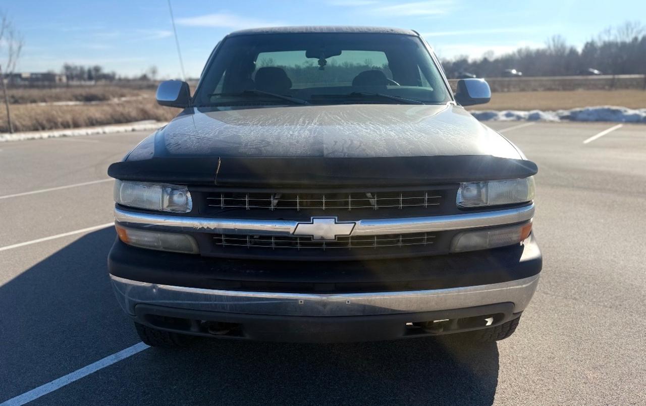 Chevrolet Silverado 2500 HD 4dr Ext Cab 143.5" WB C6P 4WD LS 2000