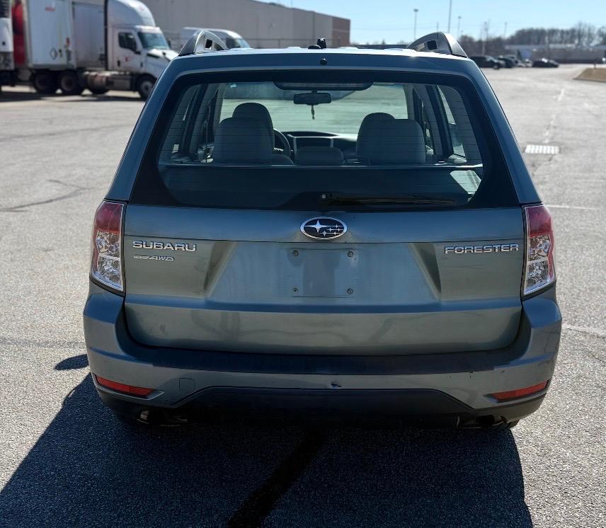 Subaru Forester 4dr Auto 2.5X w/Alloy Wheel Value Pkg 2011