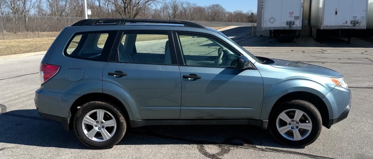 Subaru Forester 4dr Auto 2.5X w/Alloy Wheel Value Pkg 2011