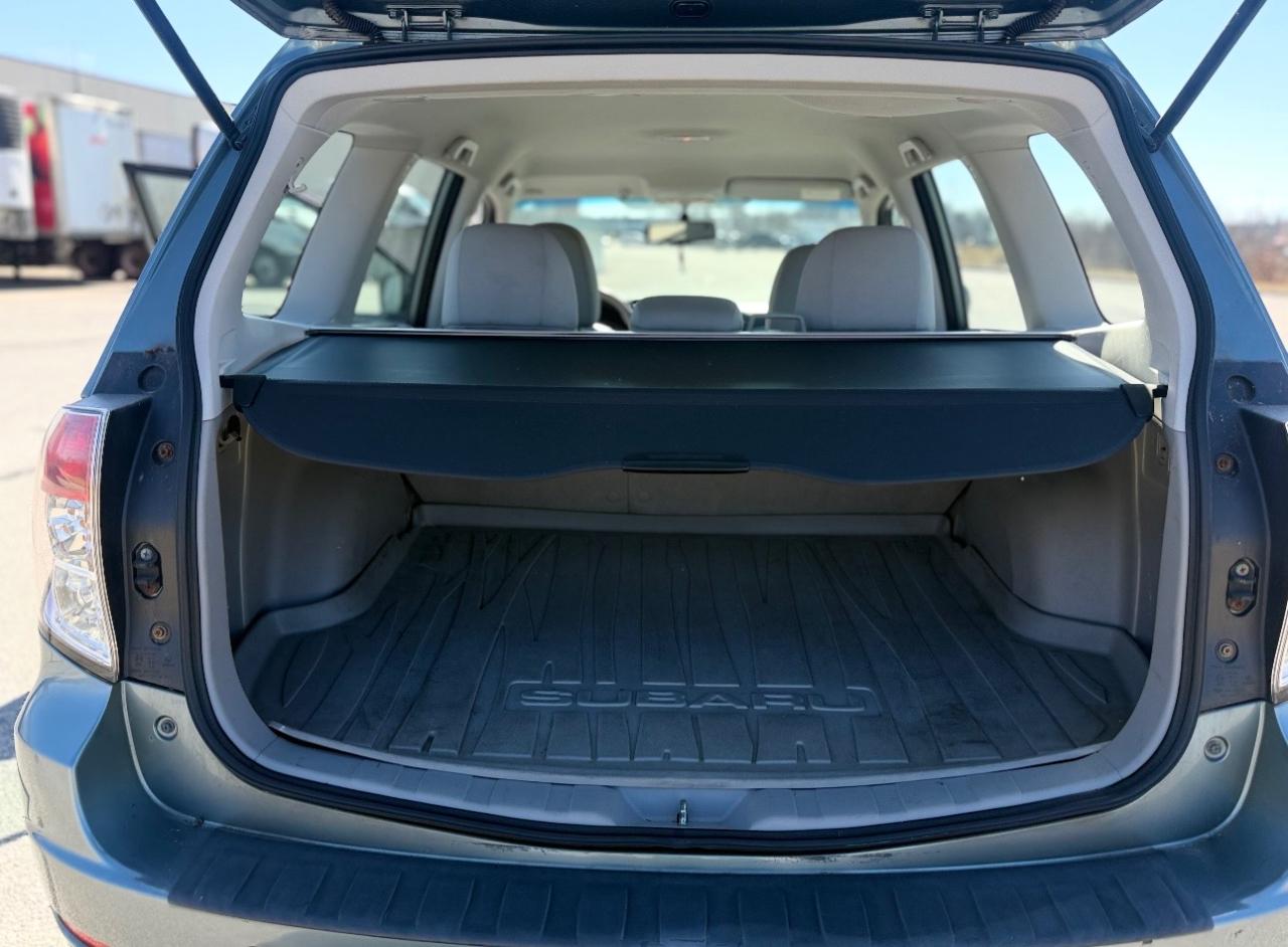 Subaru Forester 4dr Auto 2.5X w/Alloy Wheel Value Pkg 2011