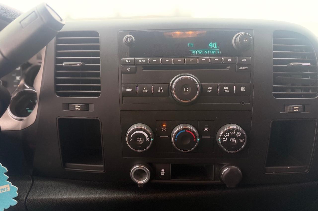 Chevrolet Silverado 1500 2WD Ext Cab 143.5" LT 2013