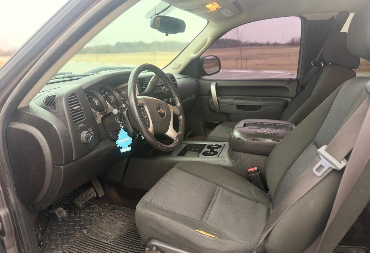 Chevrolet Silverado 1500 2WD Ext Cab 143.5" LT 2013