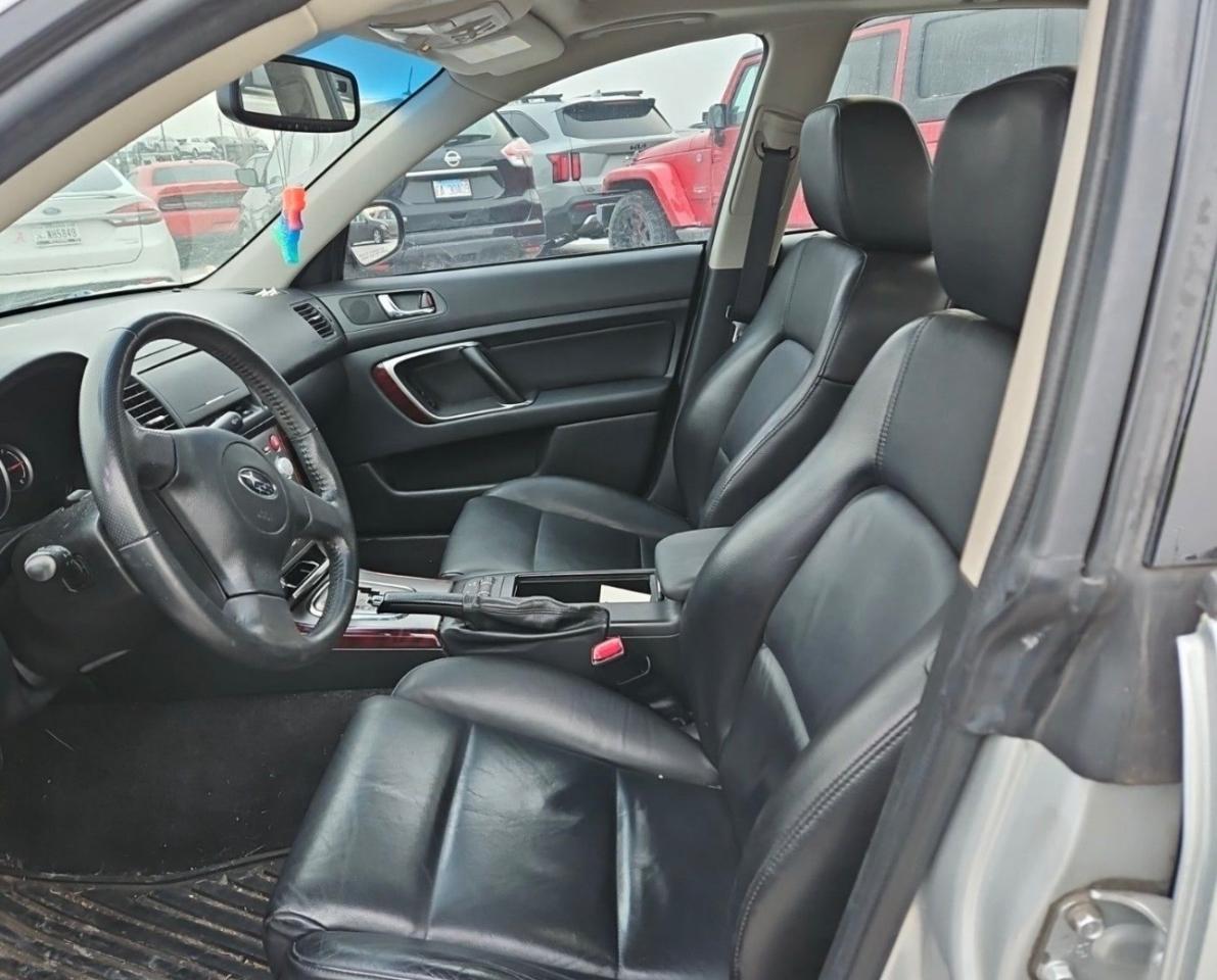 Subaru Legacy Sedan 4dr H4 AT Ltd 2007