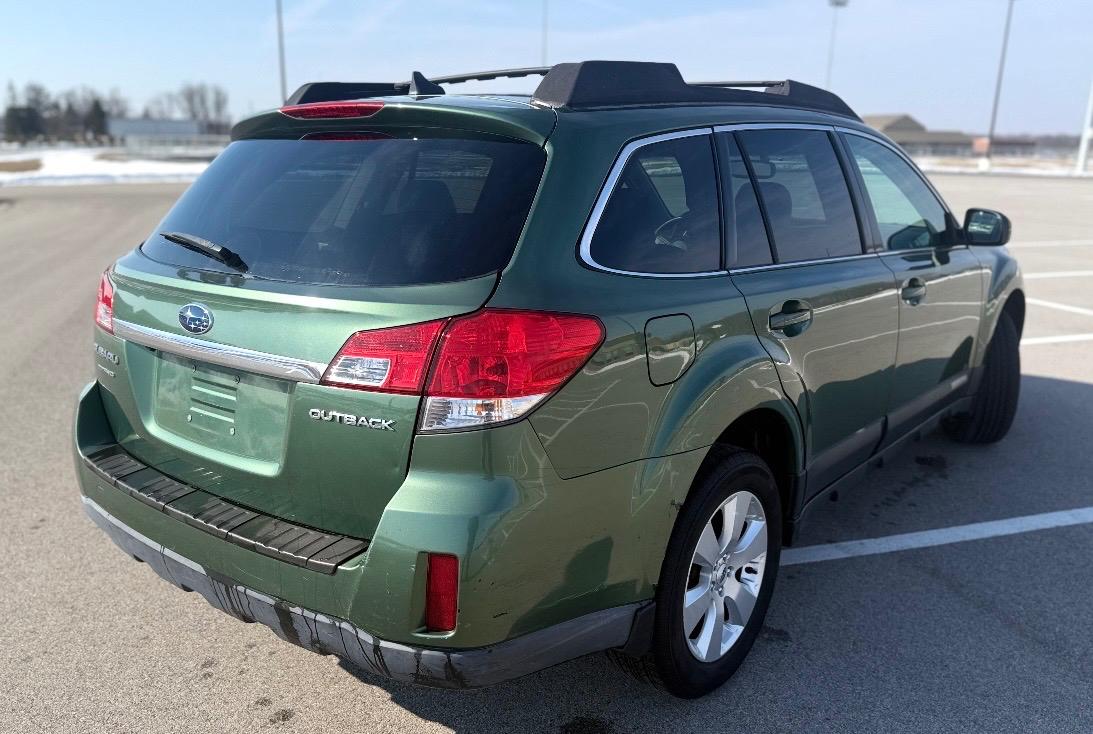 Subaru Outback 4dr Wgn H4 Auto 2.5i Limited 2013