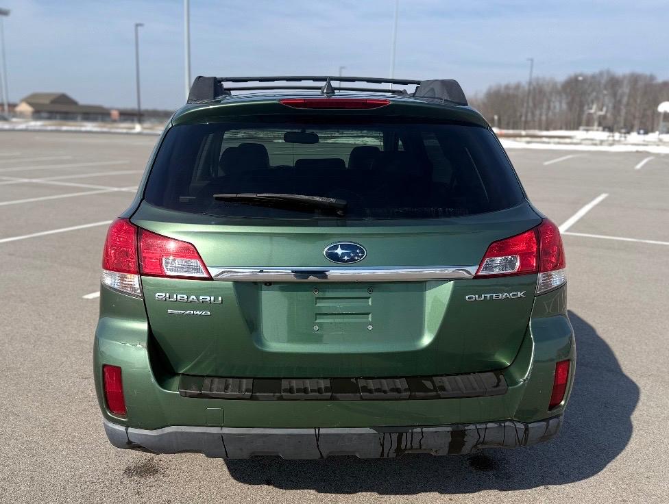 Subaru Outback 4dr Wgn H4 Auto 2.5i Limited 2013