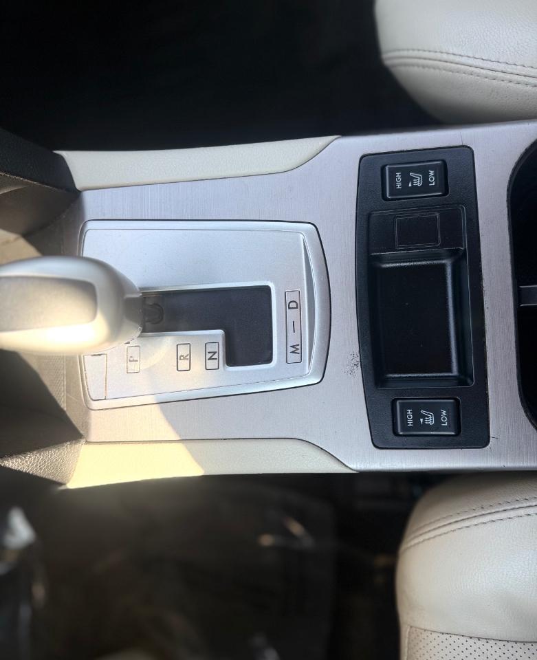 Subaru Outback 4dr Wgn H4 Auto 2.5i Limited 2013