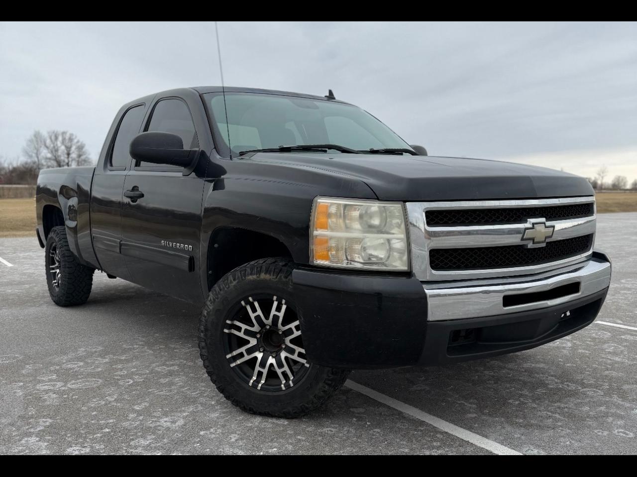 2009 Chevrolet Silverado 1500 2WD Ext Cab 143.5" LS