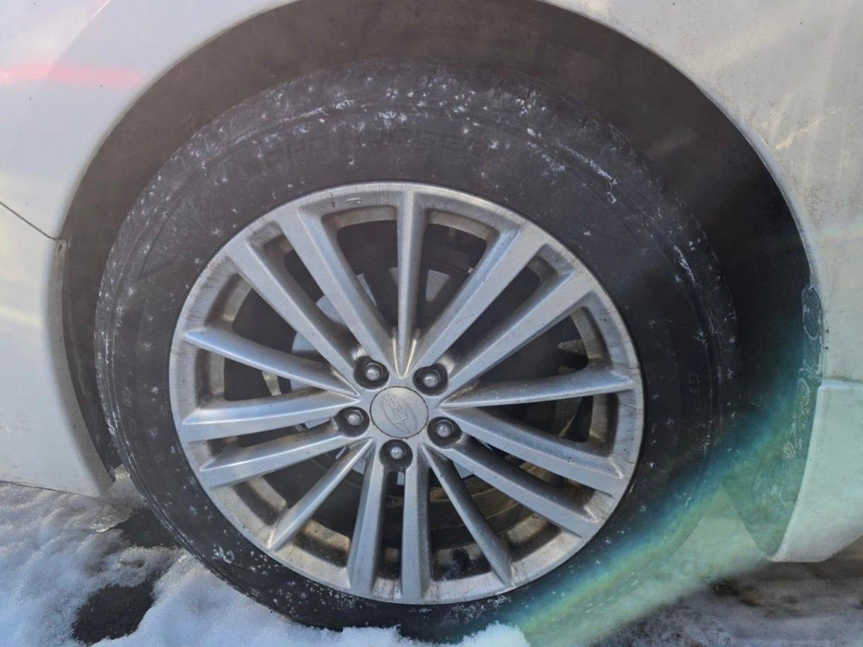 Subaru Impreza Wagon 5dr Auto 2.0i Premium 2013