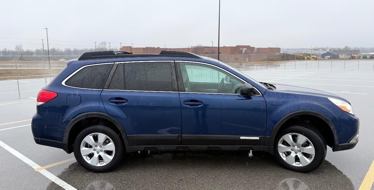 Subaru Outback 4dr Wgn H4 Auto 2.5i Prem AWP 2011