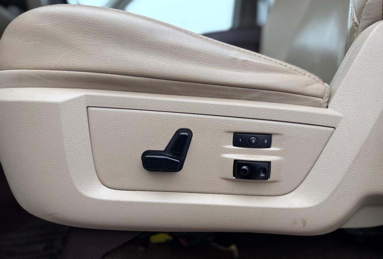 RAM 1500 4WD Crew Cab 140.5" Laramie 2016