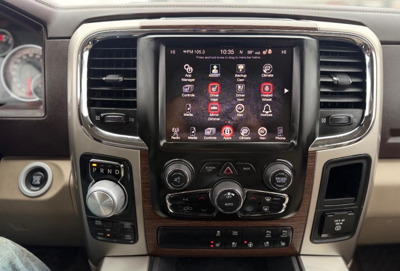 RAM 1500 4WD Crew Cab 140.5" Laramie 2016