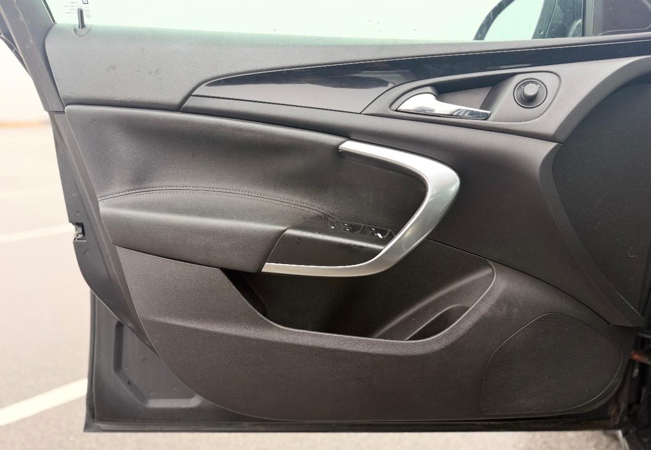 Buick Regal 4dr Sdn CXL RL1 (Russelsheim) *Ltd Avail* 2011